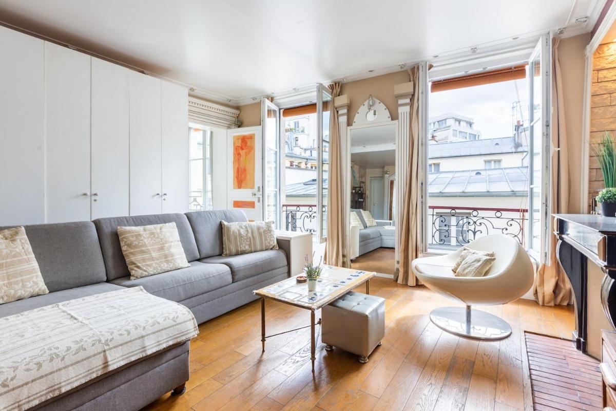 Appartement 3p Baroque With Rooftop View Parijs